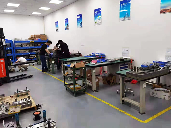 模具组立车间